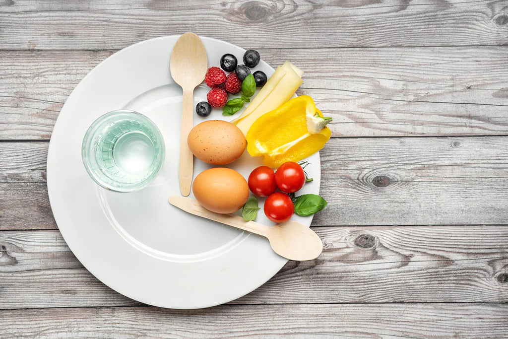 La longévité, parmi les facteurs clés : restriction calorique, jeûne intermittent, alimentation à base de végétaux